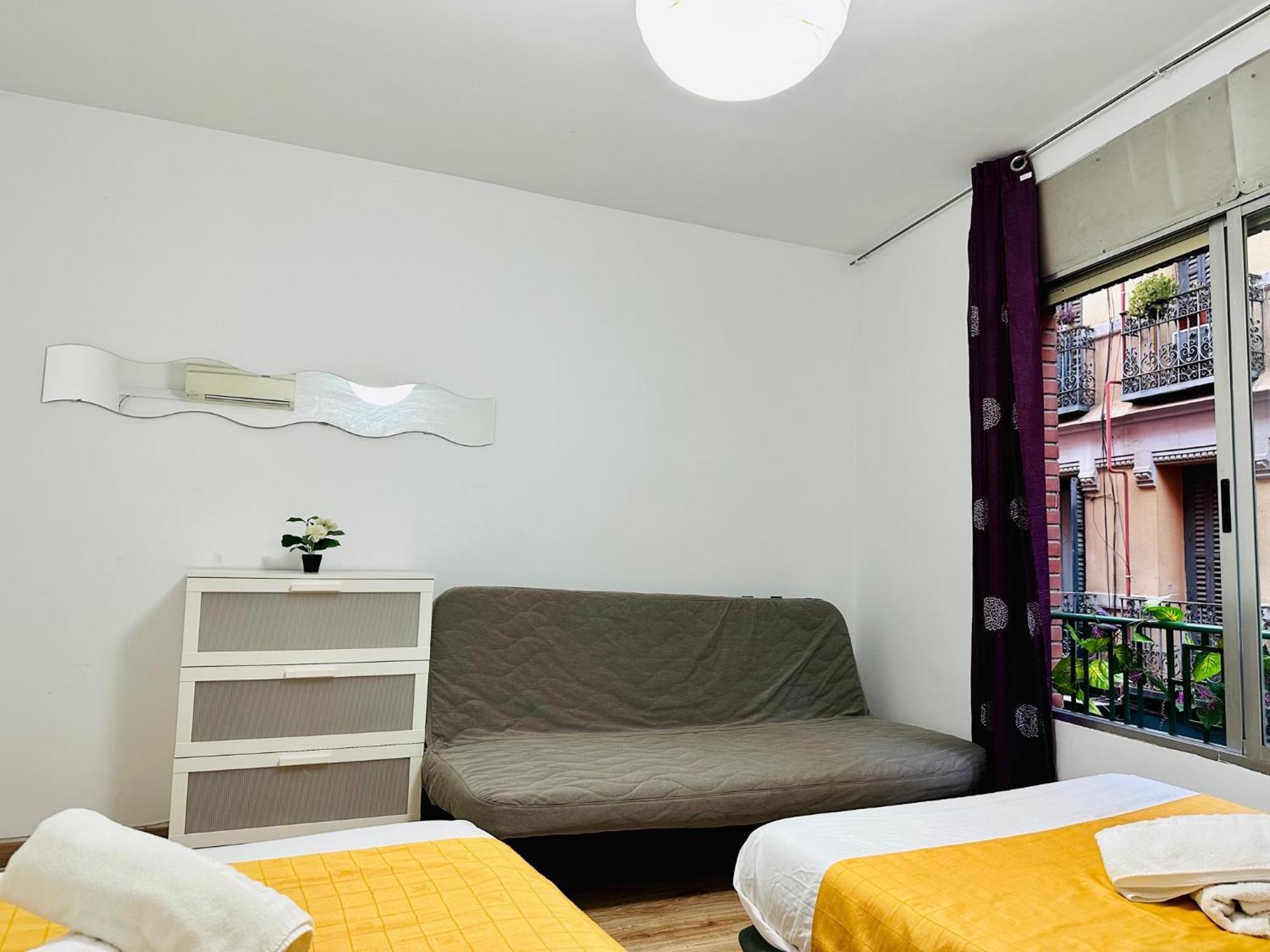 Punta Me Rooms In The Best Location Of Madrid Downtown Exterior photo